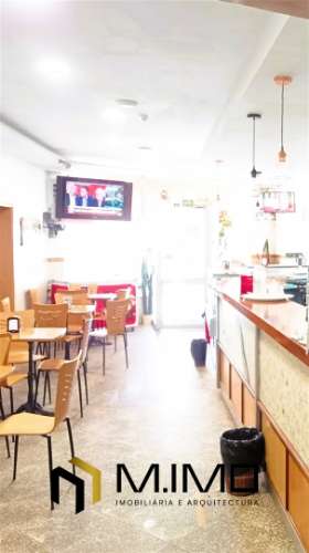 Venda prédio com comércio e habitação