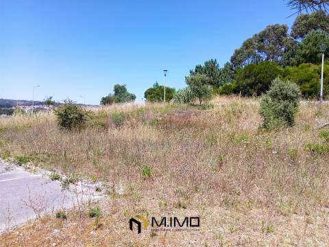 Terreno com Potencial de Construção – Próximo ao Centro da Figueira da Foz