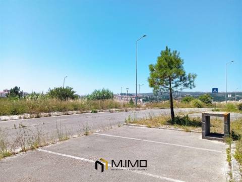 Terreno com Potencial de Construção – Próximo ao Centro da Figueira da Foz