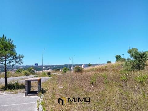 Terreno com Potencial de Construção – Próximo ao Centro da Figueira da Foz