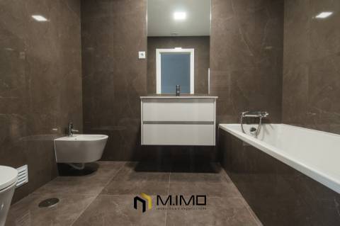 Casa com garagem na Quinta de Santa Maria