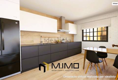 Moradia M3 com Vista Mar e Terraço Panorâmico – A 5 Minutos da Praia