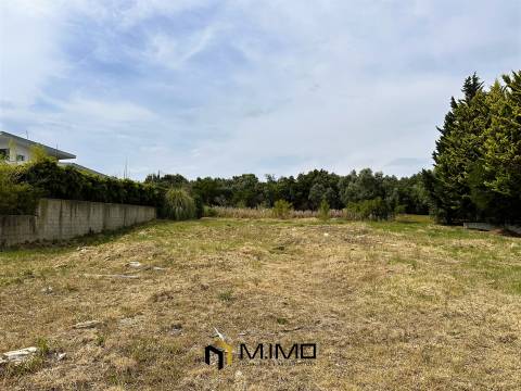 Lote de Luxo com Vista de Golfe na Quinta da Beloura – Projeto Aprovado pela APQB