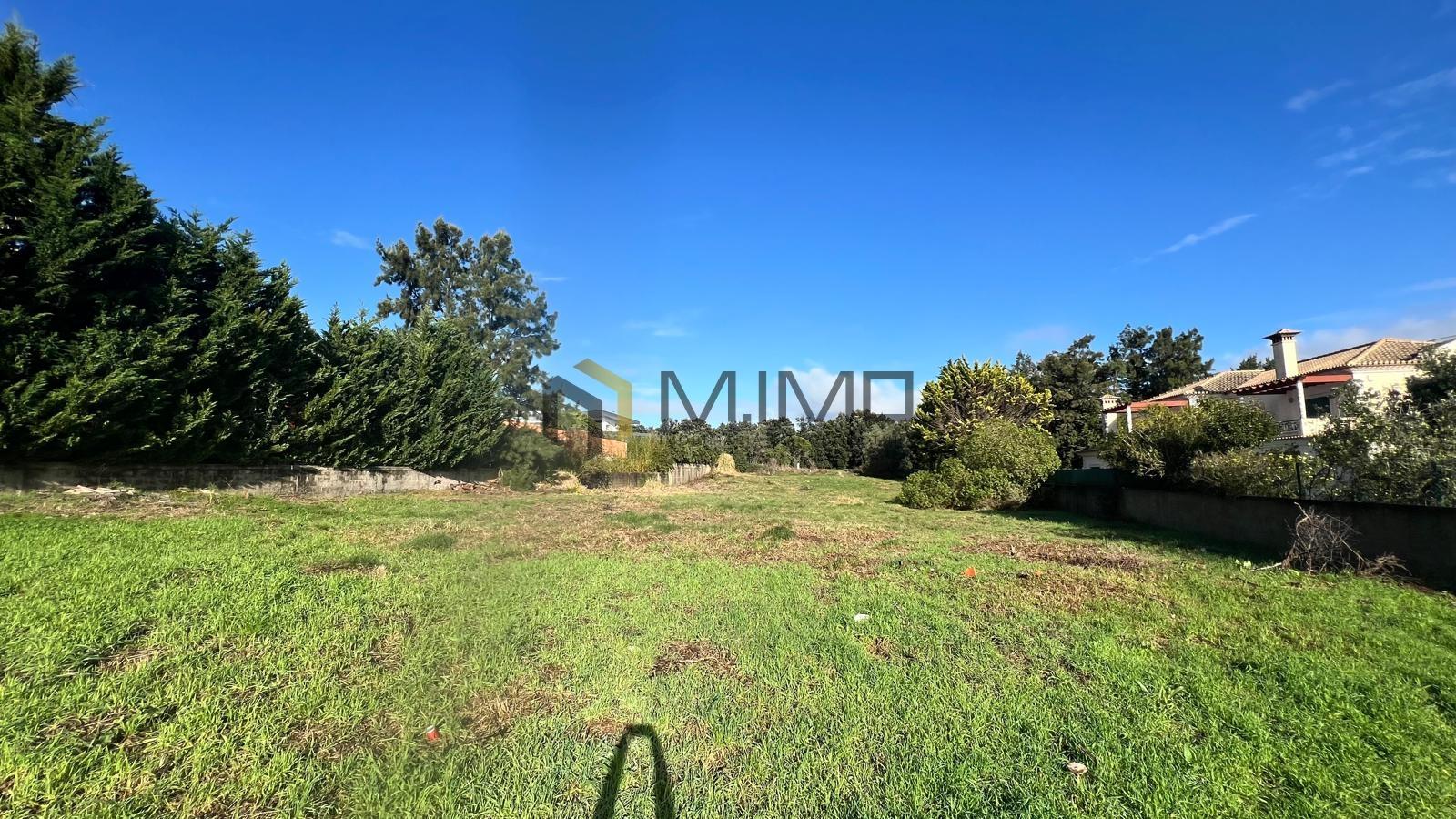 Lote de Luxo com Vista de Golfe na Quinta da Beloura – Projeto Aprovado pela APQB
