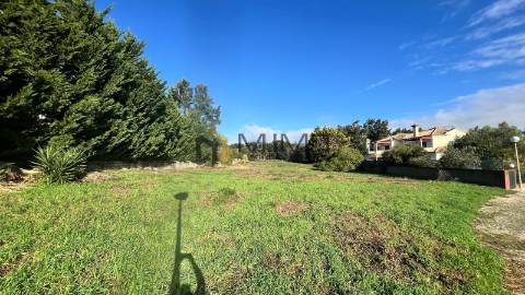 Lote de Luxo com Vista de Golfe na Quinta da Beloura – Projeto Aprovado pela APQB