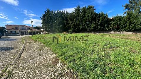 Lote de Luxo com Vista de Golfe na Quinta da Beloura – Projeto Aprovado pela APQB
