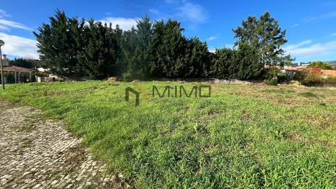 Lote de Luxo com Vista de Golfe na Quinta da Beloura – Projeto Aprovado pela APQB