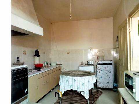 Casa com Quintal e Terreno Anexo no Paião – Perfeita para Projetos ao Ar Livre