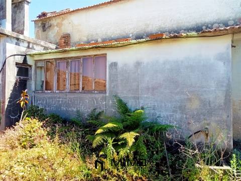 Casa com Quintal e Terreno Anexo no Paião – Perfeita para Projetos ao Ar Livre