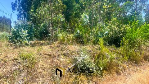 Terreno com 1.660m2 em Quiaios