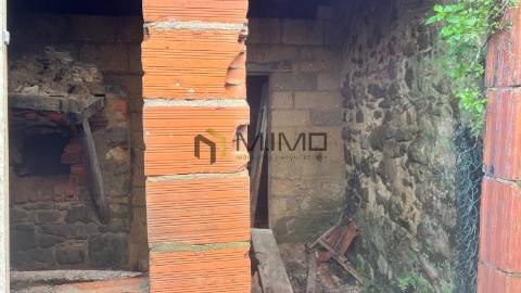 Moradia devoluta em Zona Reabilitação urbana_Quiaios_Próximo da Praia Murtinheira