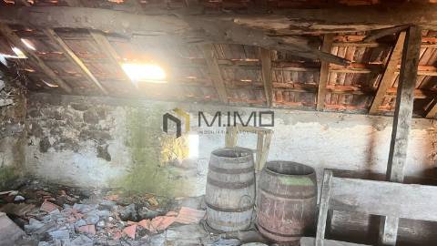 Moradia devoluta em Zona Reabilitação urbana_Quiaios_Próximo da Praia Murtinheira