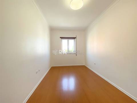 Apartamento T3 Arrendamento em Azeitão (São Lourenço e São Simão),Setúbal