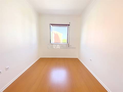 Apartamento T3 Arrendamento em Azeitão (São Lourenço e São Simão),Setúbal