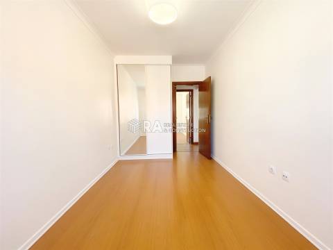 Apartamento T3 Arrendamento em Azeitão (São Lourenço e São Simão),Setúbal