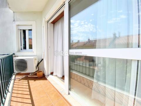 Apartamento T3 Arrendamento em Azeitão (São Lourenço e São Simão),Setúbal