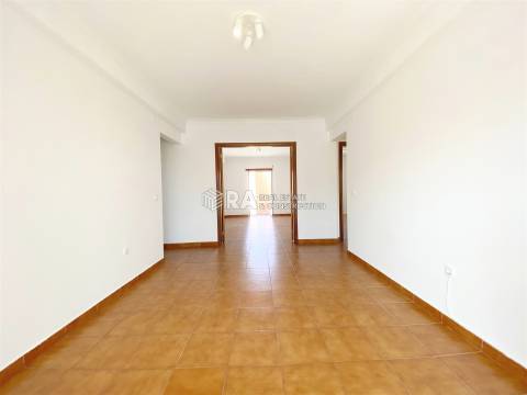 Apartamento T3 Arrendamento em Azeitão (São Lourenço e São Simão),Setúbal