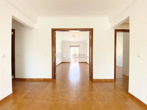 Apartamento T3 Arrendamento em Azeitão (São Lourenço e São Simão),Setúbal