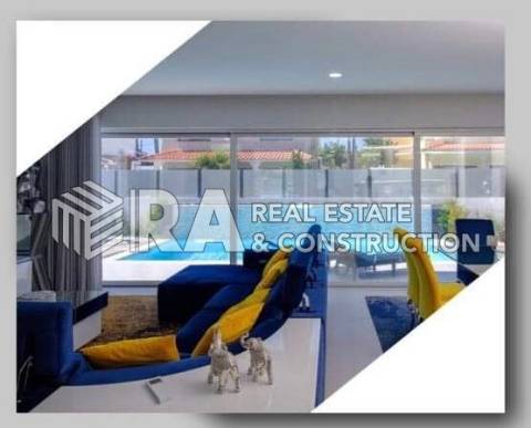 Moradia T4 Venda em Charneca de Caparica e Sobreda,Almada