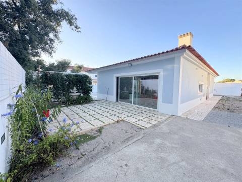 Moradia Isolada T3 Venda em Azeitão (São Lourenço e São Simão),Setúbal