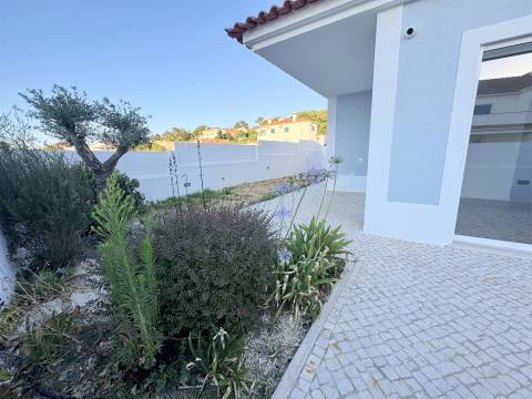 Moradia Isolada T3 Venda em Azeitão (São Lourenço e São Simão),Setúbal