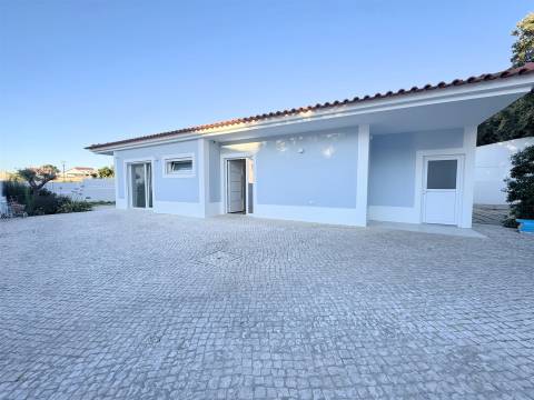Moradia Isolada T3 Venda em Azeitão (São Lourenço e São Simão),Setúbal