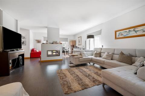 Moradia T4 Venda em Azeitão (São Lourenço e São Simão),Setúbal