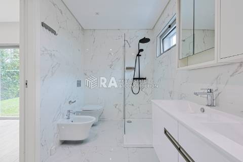 Moradia Isolada T6 Venda em Charneca de Caparica e Sobreda,Almada