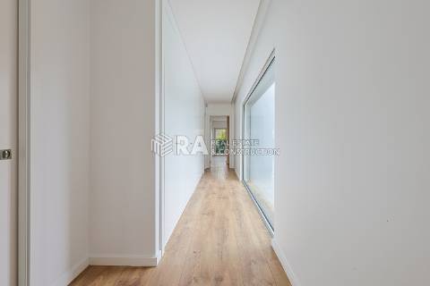 Moradia Isolada T6 Venda em Charneca de Caparica e Sobreda,Almada