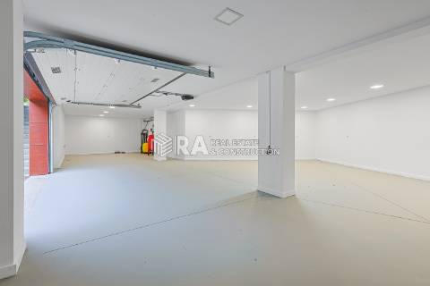 Moradia Isolada T6 Venda em Charneca de Caparica e Sobreda,Almada