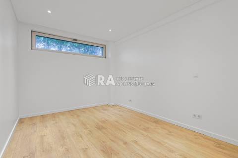 Moradia Isolada T6 Venda em Charneca de Caparica e Sobreda,Almada