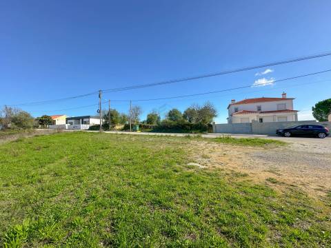 Terreno para construção Moradia em Alcorochel - Torres Novas