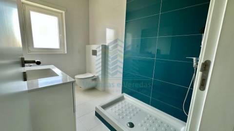 Apartamento T3 novo em Torres Novas, com garagem e varanda