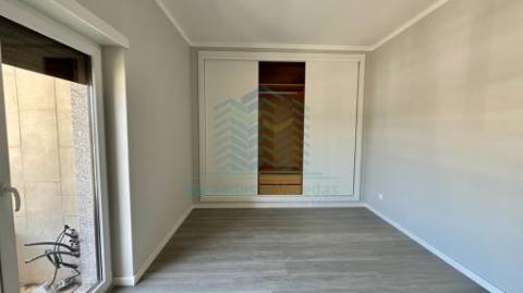 Apartamento T3 novo em Torres Novas, com garagem e varanda