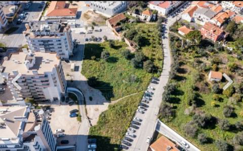 Lote de terreno para construção de 12 fogos em Torres Novas