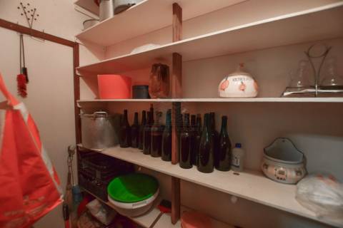 Moradia T7 com Garagem e Armazém - Alcorochel - Torres Novas