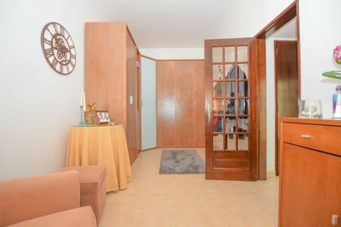 Moradia T4+1 com anexo e logradouro em Quinta da Silvã - Torres Novas