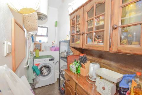 Moradia T3 com Anexos, Garagem e Terreno no Casal da Pinheira