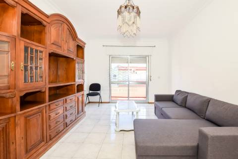 Apartamento T3 para arrendamento, bem localizado no Entroncamento