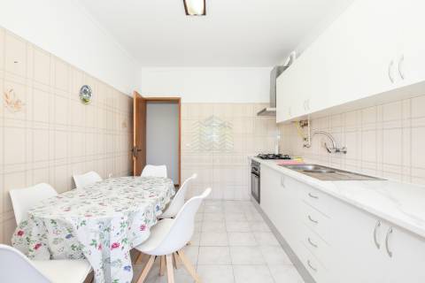 Apartamento T3 para arrendamento, bem localizado no Entroncamento