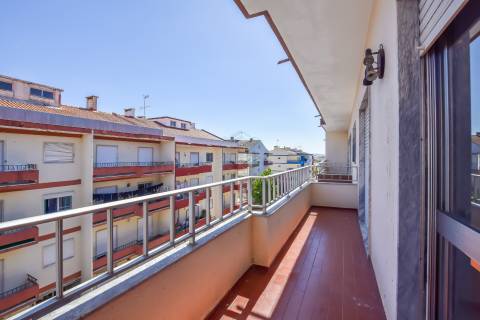 Apartamento T3 para arrendamento, bem localizado no Entroncamento