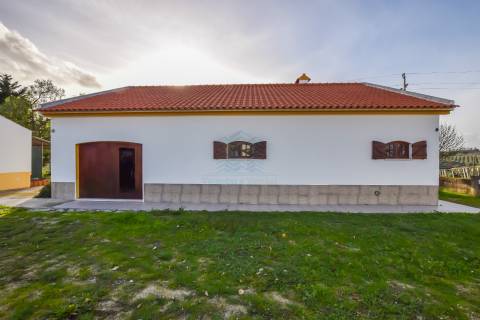 Moradia T3 em Carril - Torres Novas