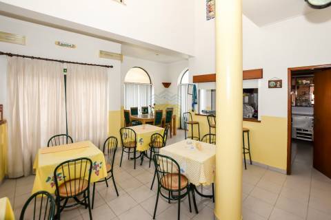 Residencial com 17 Quartos em Videla - Torres Novas