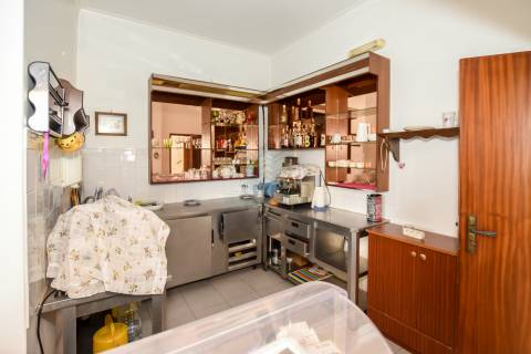 Residencial com 17 Quartos em Videla - Torres Novas