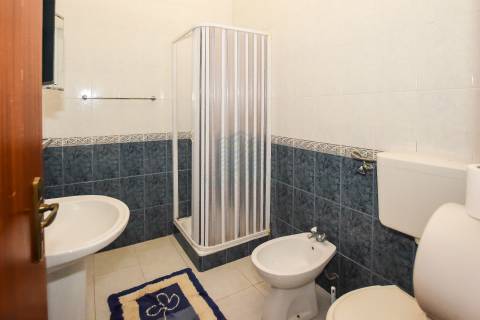 Residencial com 17 Quartos em Videla - Torres Novas