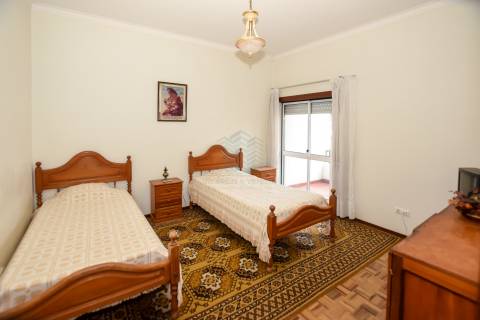 Residencial com 17 Quartos em Videla - Torres Novas