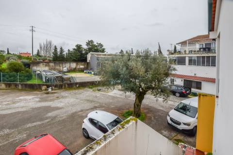 Residencial com 17 Quartos em Videla - Torres Novas