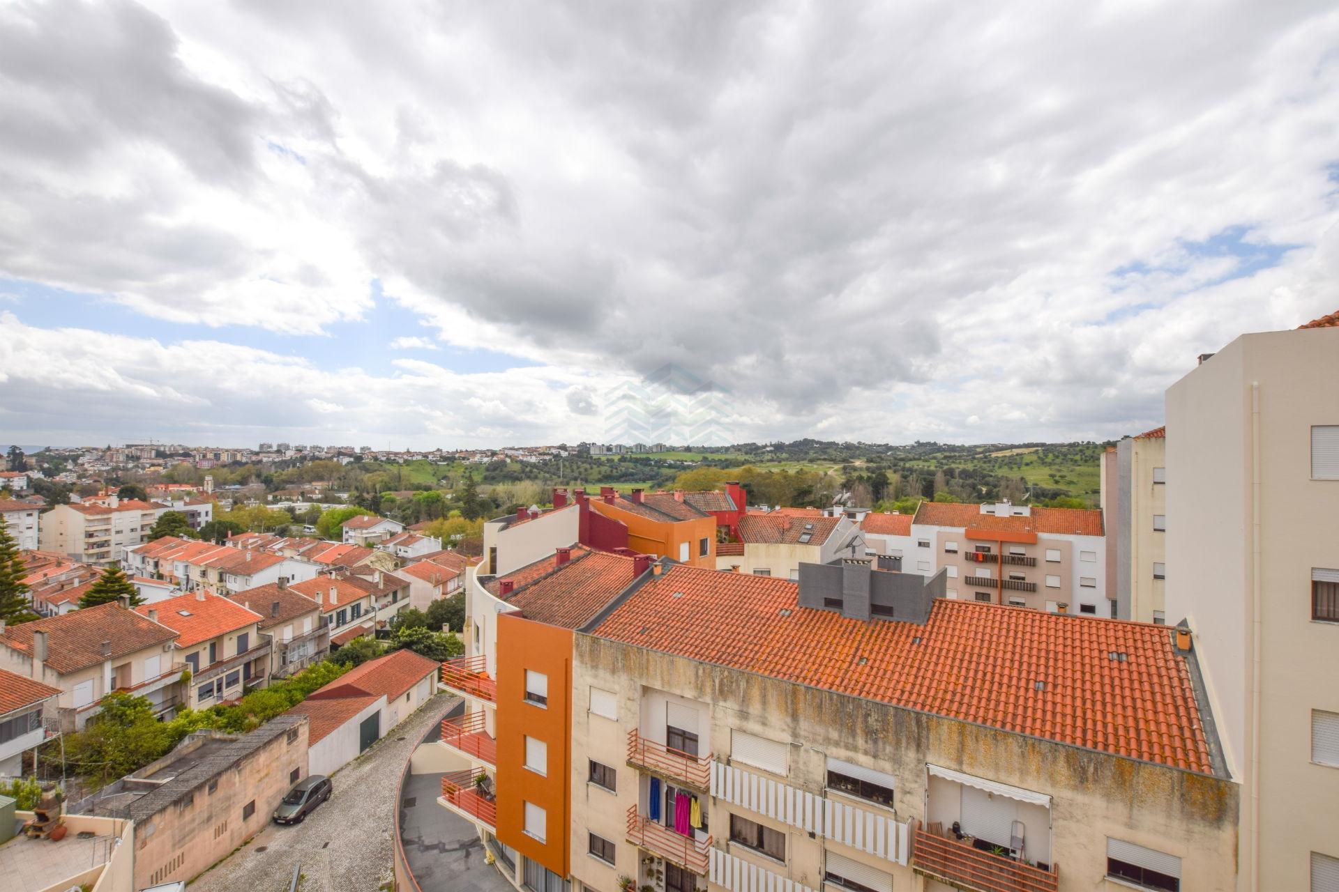 Apartamento T2 mobilado e equipado em Torres Novas