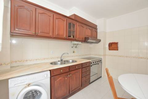 Apartamento T2 mobilado e equipado em Torres Novas