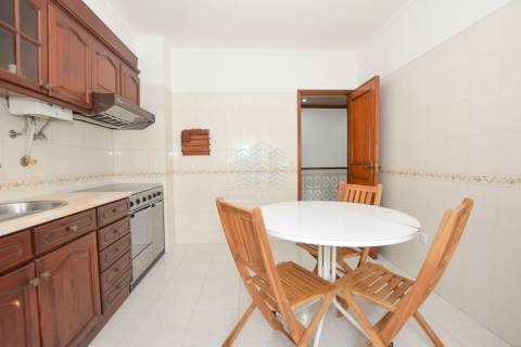Apartamento T2 mobilado e equipado em Torres Novas
